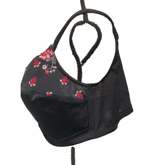 Unbranded Size 95G Bra Black Rose Embroidered Front Opening Strap Eye Hooks - Picture 2 of 8